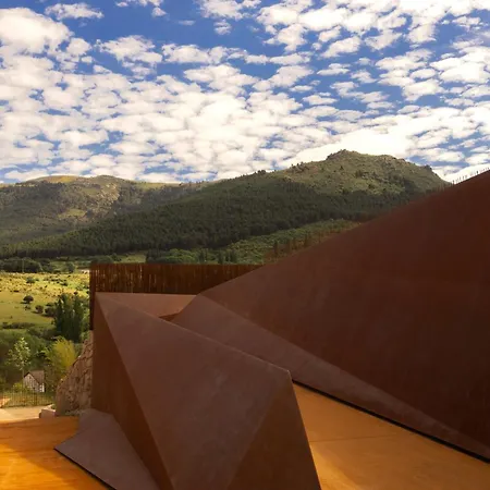 فندق Torre Mayorazgo